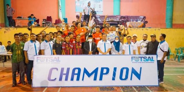 Kompetisi Pra Liga Futsal Tanjungbalai Resmi Ditutup Plt Wali Kota Waris Thalib, Tim Futsal Al Washliyah Berhasil Raih Juara