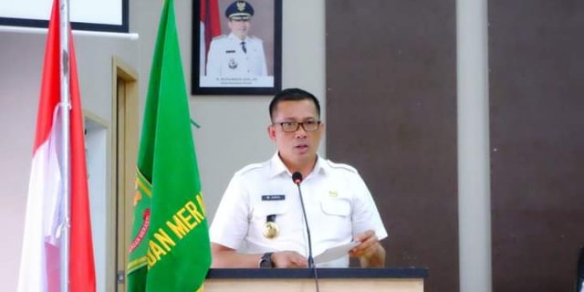 Bupati H.M Adil Lantik 18 Pejabat Fungsional Kabupaten Kepulauan Meranti