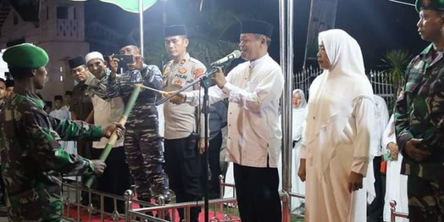 Walikota Tanjungbalai Melepas Pawai Obor Dalam Rangka Menyemarakkan Tahun Baru Islam 1 Muharram 1446/2024 M