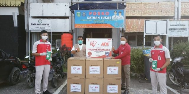 Wujud Komitmen Pencegahan Penyebaran Covid, ACE Bersama IRIS OHYAMA Donasikan 772.000 Masker ke 55 Kota