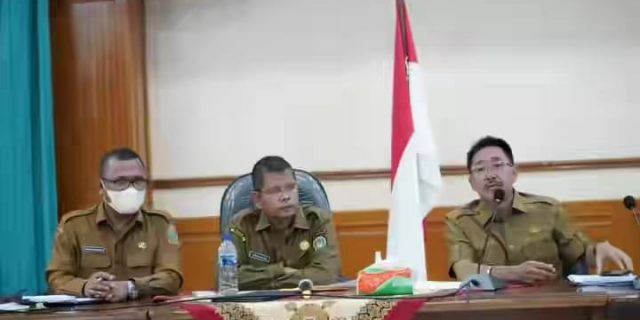 pembahasan tentang kerjasama penggunaan kawasan hutan di kantor dinas kehutanan provinsi Sumatera Utara