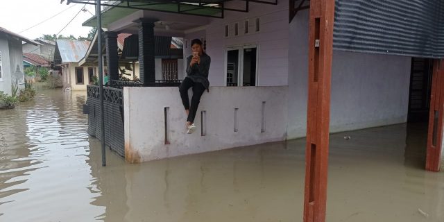 Masyarakat Dusun V Asahan Desa Tanjung Alam Terendam Banjir