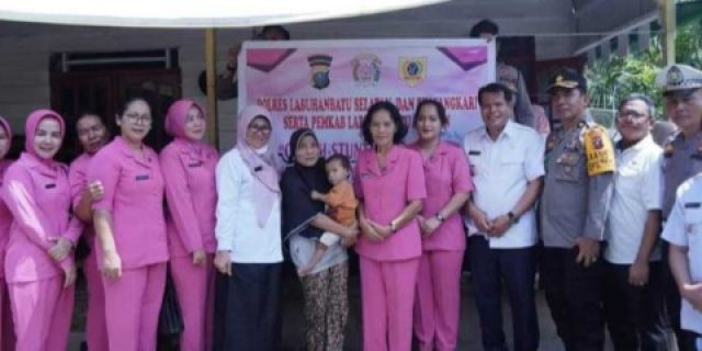 WaBup Labusel H.Ahmad Padli Tanjung SAg Ketua Penurunan Stunting Berkunjung Ke Rumah Anak Asuh Di Bedagai