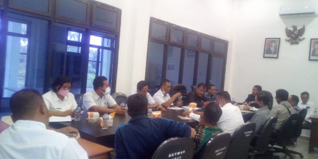 Kelompok Nelayan Tuntut PT KSS Menutup Aktivitas Pengerukan Tanah Di Sungai Simangalam
